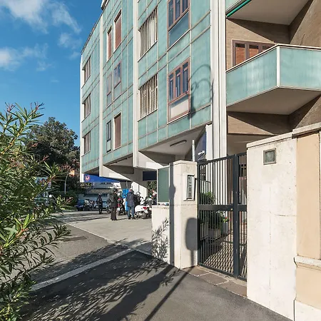 Torlonia Exclusive Penthouse Apartament *