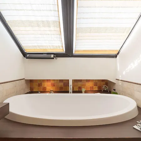 Torlonia Exclusive Penthouse Rzym